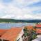 Apartments by the sea Supetarska Draga - Donja, Rab - 22365