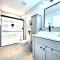 Modern, Tranquil Retreat - إنغلوود