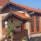 NASHQUE HOMESTAY
