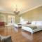 Wood Manor Guest House