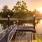 Reflections Broadbeach- Heated Pool! Complete Waterfront Entertainer with Huge Deck, Pool Table and Pontoon - Gold Coast