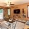 Chalet with Hot Tub near Lake, Pool and Beach - Albrightsville