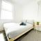 Cosy 4 bedroom Liverpool -L6/Sleeps 8 Free Parking - 利物浦