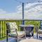 The Outlook - Spa and deck views of Hill Country