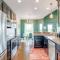The Outlook - Spa and deck views of Hill Country - Dripping Springs