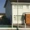 Spacious three bedroom property in Penrhyn bay - sleeps 6