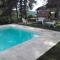 Grande maison quercynoise avec piscine