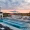 Modern villa Dea with jacuzzi and pool in Porec - Flengi