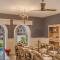 Casa Palms by Hireavilla - 5BR Villa with Private Pool in Candolim - Candolim
