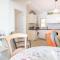 SEA VIEW, walking distance! Refurbished 2 bed, modern. 20 min. from Alicante Airport