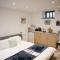 Anroach Farm House in The Peak District(sleeps 20)