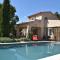 magnificent detached villa with heated swimming pool and jacuzzi, in aureille, in the alpilles – 8 people