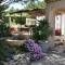 magnificent detached villa with heated swimming pool and jacuzzi, in aureille, in the alpilles – 8 people