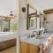 Lake Reflection Point Upscale Lake House 4 Bed and 4.5 Bath - Лейк-Эрроухед