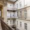 CENTRAL & Spacious HOME near Gozsdu Court, Quiet with AC