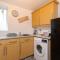 Comfy 2BR Apartment with Balcony - Waterlily - Coventry