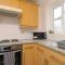 Comfy 2BR Apartment with Balcony - Waterlily - Coventry