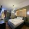 GRAND JNK Boutique Hotel