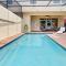 Townhome with Private Pool, BBQ & FREE Waterpark