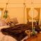 The Follies Glamping - Maidstone
