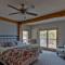 Custom Waterfront Lodge, 4 bed, 4 Bath, Sleeps 12! - Marquette