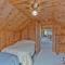 Custom Waterfront Lodge, 4 bed, 4 Bath, Sleeps 12! - Marquette