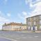 Spacious Modern Seafront Apartment - Redcar