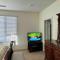 3 Bedroom Townhome with Large Living Area