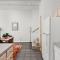 TWO Indy Modern Apartments by CozySuites - Індіанаполіс