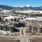 NEW Condo Grand Park W/Hot Tub & Mountain View - فريزر