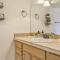 Vacation Home with Mountain Views HotTub & Arcade - Woodland Park