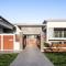 3-Bed Apartment in Beautiful Kiama with Study Nook