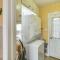 Charming Bungalow Near LA Waterfront and Beaches