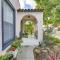 Charming Bungalow Near LA Waterfront and Beaches
