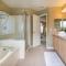 Executive waterfront 4 bed 3 bath, south facing with private pool and lanai. - Davenport