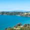 Onetangi Belle - Coast & Country