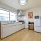 Tsukiyume Kan - House with Parking, 10Mins to USJ, Tennoji, Namba