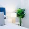 Ultimo Escape - Walk to City - Unique 2 Bedroom Apt - Sleeps 8