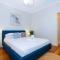 Ultimo Escape - Walk to City - Unique 2 Bedroom Apt - Sleeps 8