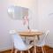 Ultimo Escape - Walk to City - Unique 2 Bedroom Apt - Sleeps 8