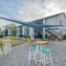 Splash Into Family Fun! Kid-Friendly, King Beds & Parking - C254