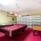 Spacious and Relaxing Home with South Facing Pool home - Davenport