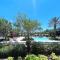 Spacious and Relaxing Home with South Facing Pool home - Davenport
