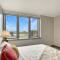 Downtown 1br By Steps From Wells Free Parking