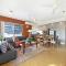 Artistic City Escape with Balcony and Parking - Darwin