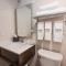 Holiday Inn Cleveland-Mayfield by IHG