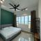 Amber Cove Seaview I MUJI 2BR I Game Room I 3-9pax