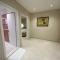 Beachfront Apartment With Balcony - Vlorë
