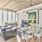 Luxury 2 Bedroom with balcony