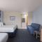 Days Inn by Wyndham Kill Devil Hills Oceanfront - Wilbur